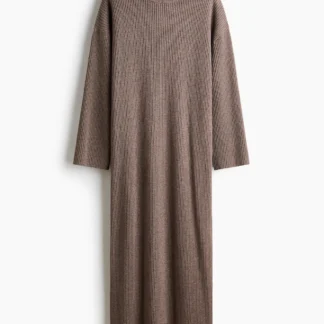 H&M リブニットワンピース