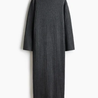 H&M ケーブルニットワンピース
