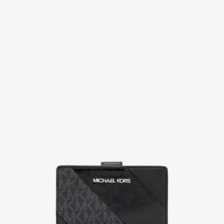 Michael Kors JET SET TRAVEL ビルフォールド ジップ コンパクト ウォレット ミディアム - MKシグネチャー