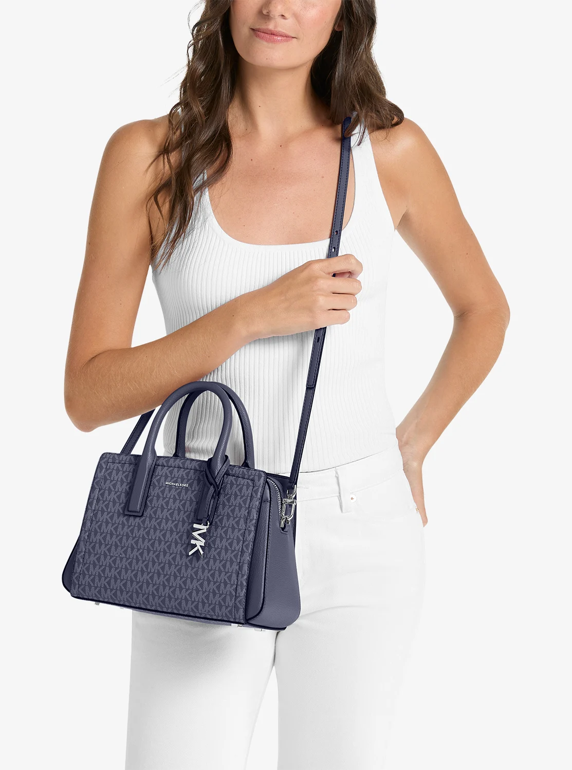 Michael Kors LAILA サッチェル スモール - MKシグネチャー - Image 4