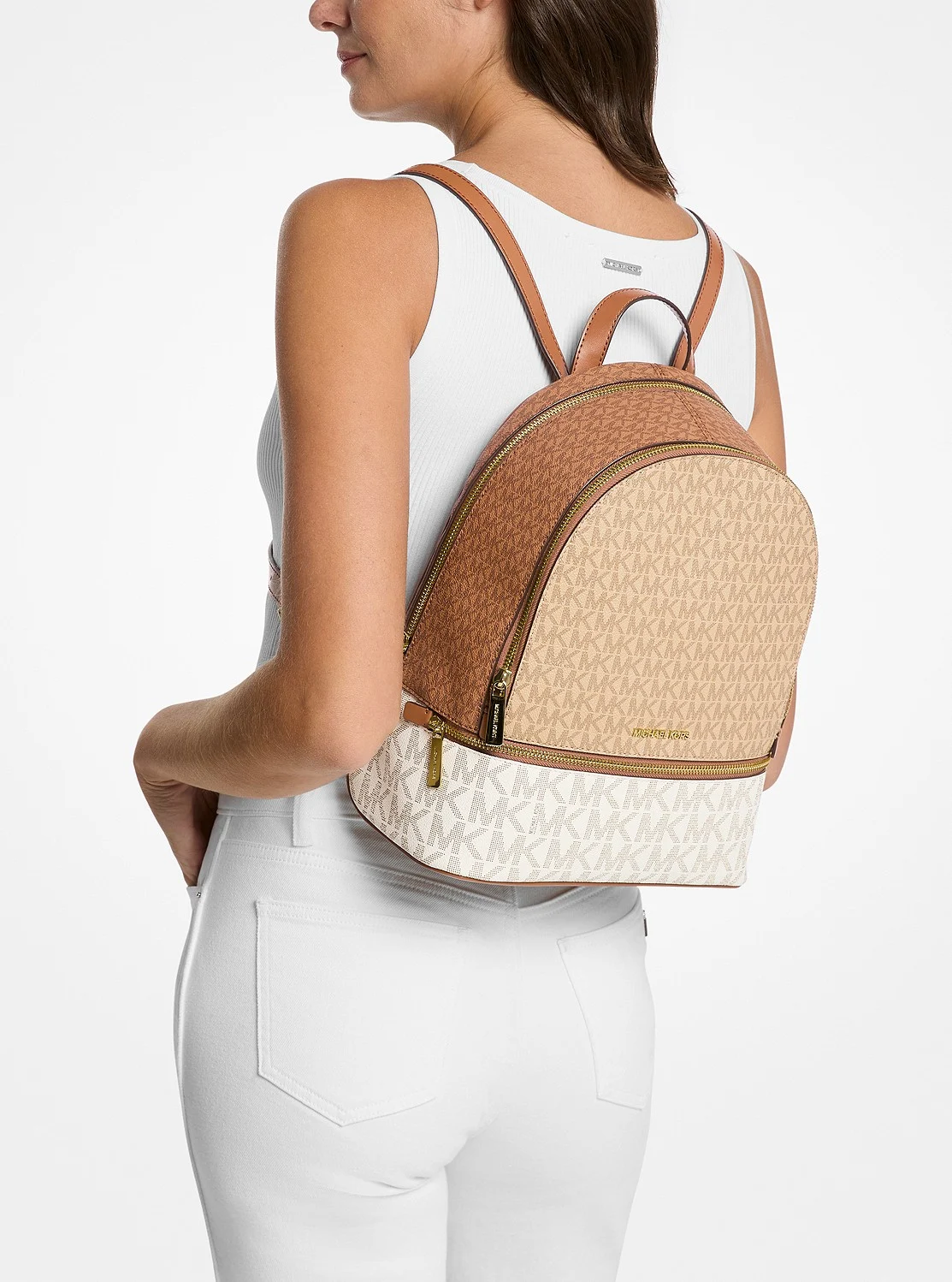 Michael Kors RHEA ジップ バックパック ミディアム - MKシグネチャー - Image 4