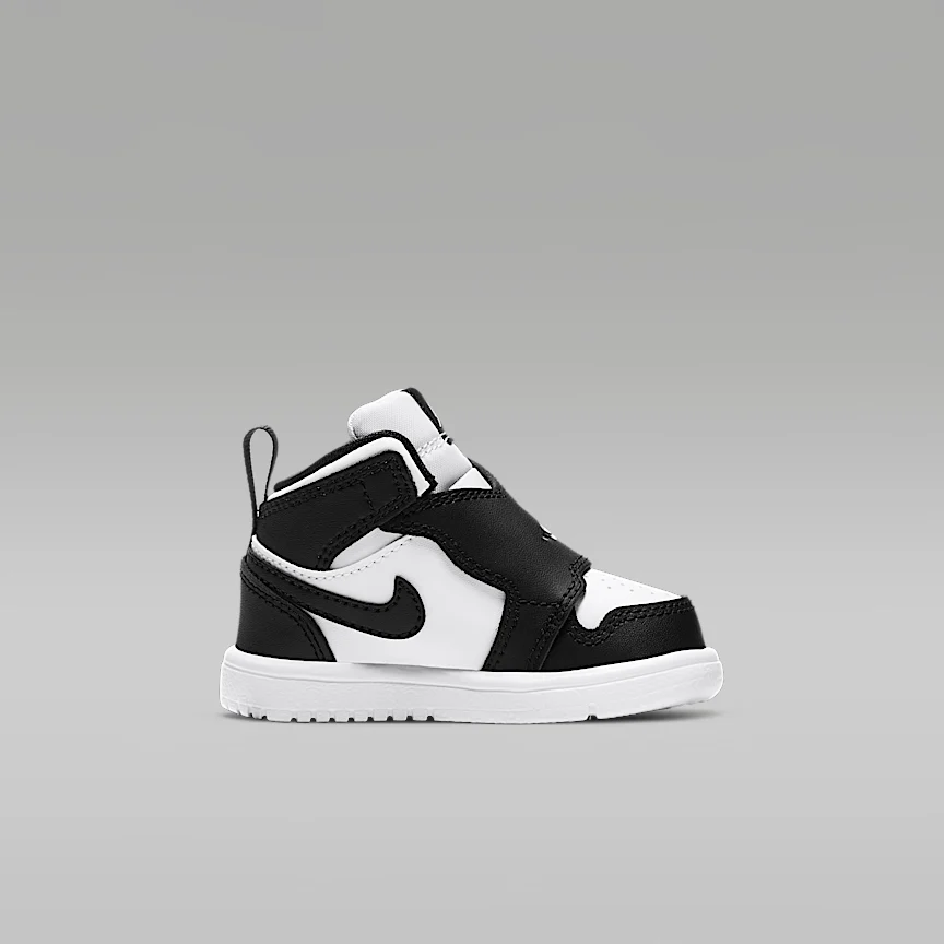 NIKE スカイ ジョーダン 1 — ベビー シューズ - Image 3