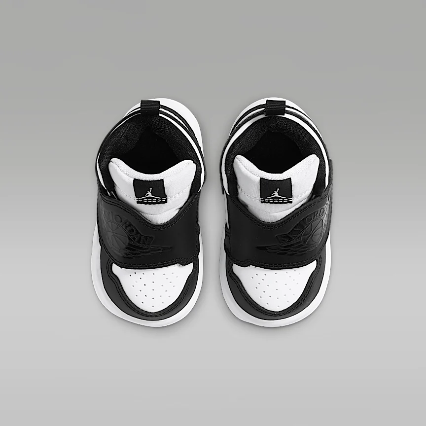 NIKE スカイ ジョーダン 1 — ベビー シューズ - Image 4