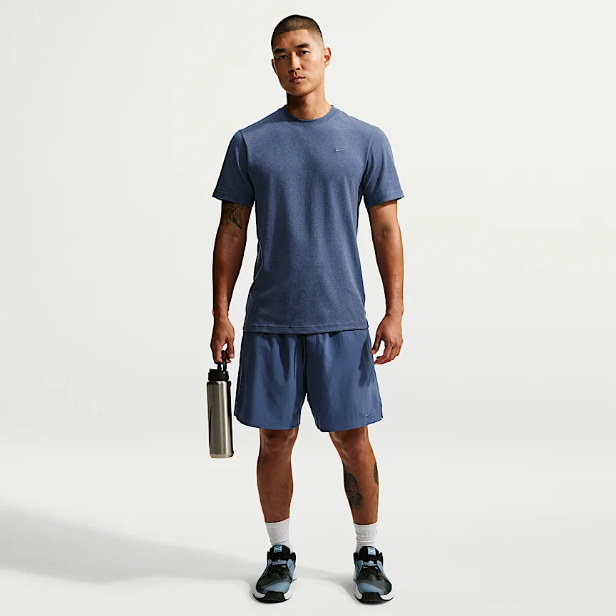 NIKE Dri-FIT プライマリー — メンズ トレーニング Tシャツ - Image 4