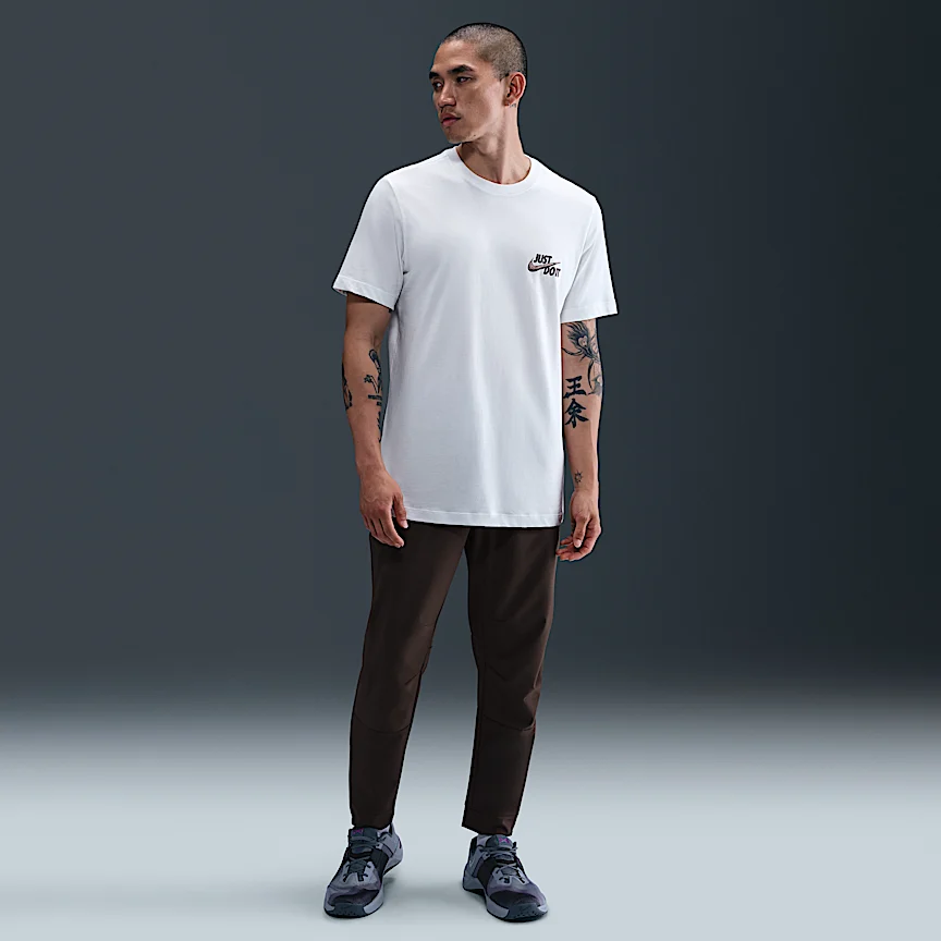 NIKE アンリミテッド — メンズ Dri-FIT ストレート レッグ ヴァーサタイル パンツ