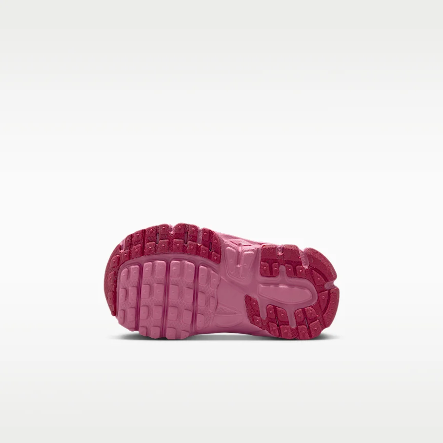 NIKE ボメロ 5 — ベビーシューズ - Image 2