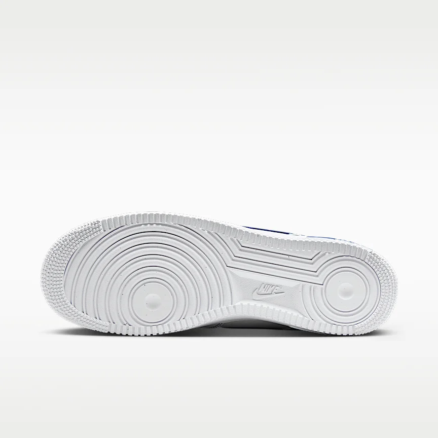 NIKE エア フォース 1 ‘07 LV8 — メンズシューズ - Image 2
