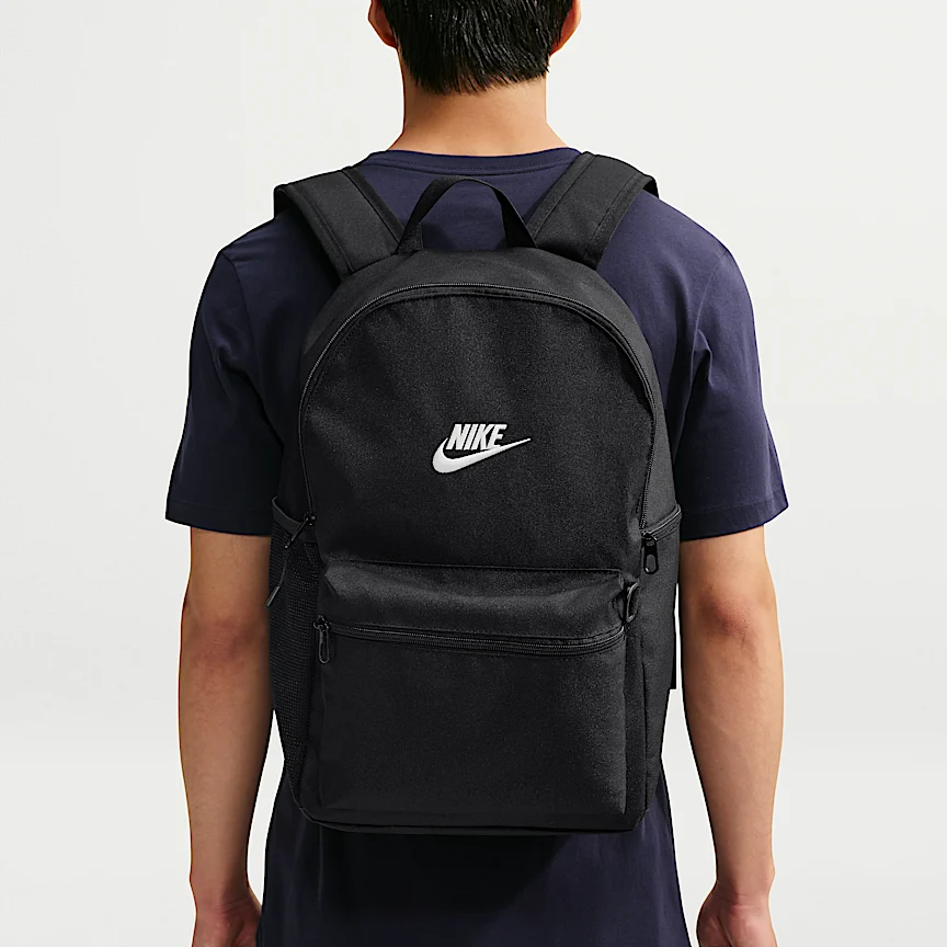 NIKE Heritage — Backpack 2.0 (23L)