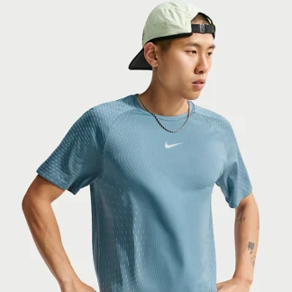 NIKE ストライド Aero-FIT — メンズ ショートスリーブ ランニングトップ