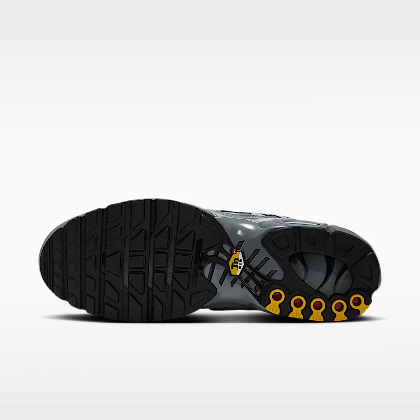 NIKE エア マックス プラス プレミアム — メンズシューズ - Image 2