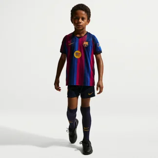 NIKE FCバルセロナ 2026 スタジアム ホーム — リトルキッズ ナイキ サッカー レプリカ スリーピース キット