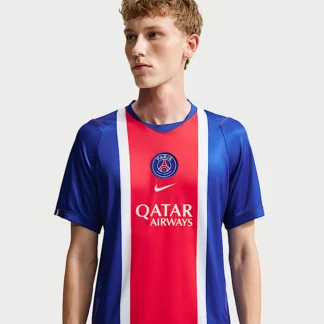 NIKE パリ サンジェルマン (PSG) 2026/27 スタジアム ホーム — メンズ ナイキ Dri-FIT サッカー レプリカ ユニフォーム トップス