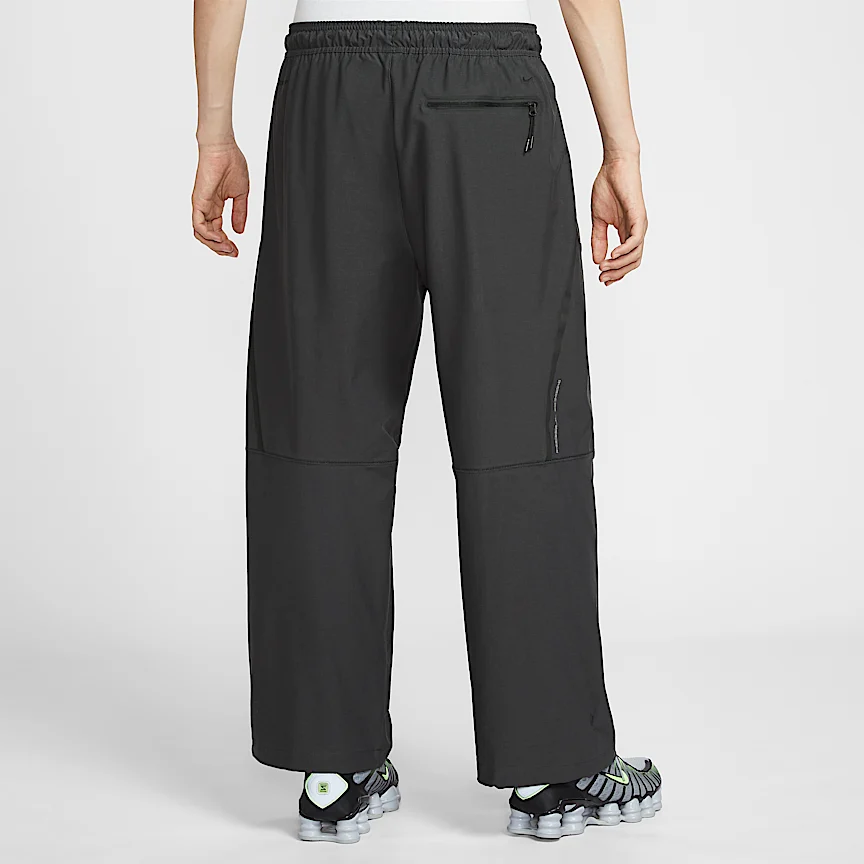 NIKE Tech — メンズ Dri-FIT ショリ ニット パンツ - Image 2