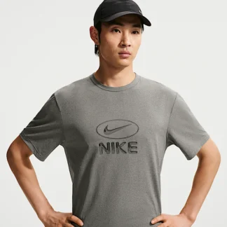 NIKE ハイバース — メンズ Dri-FIT UV プロテクション トレーニング Tシャツ