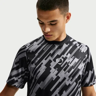 NIKE アカデミー+ — メンズ Dri-FIT サッカー ショートスリーブ トップ