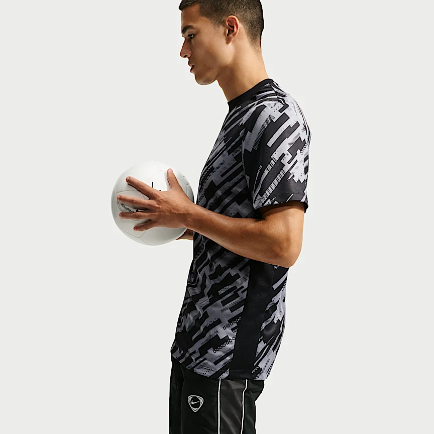 NIKE アカデミー+ — メンズ Dri-FIT サッカー ショートスリーブ トップ - Image 3