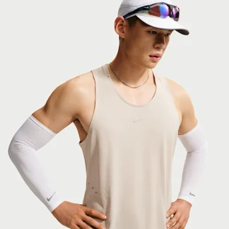 NIKE ストライド Aero-FIT — メンズ ランニングタンクトップ