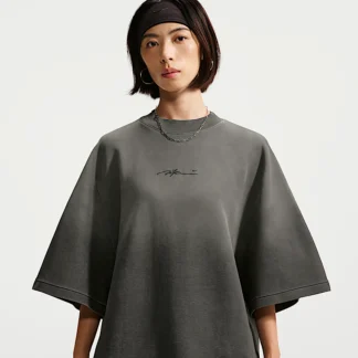 NIKE エナジー — ウィメンズ オーバーサイズド ショートスリーブ Tシャツ