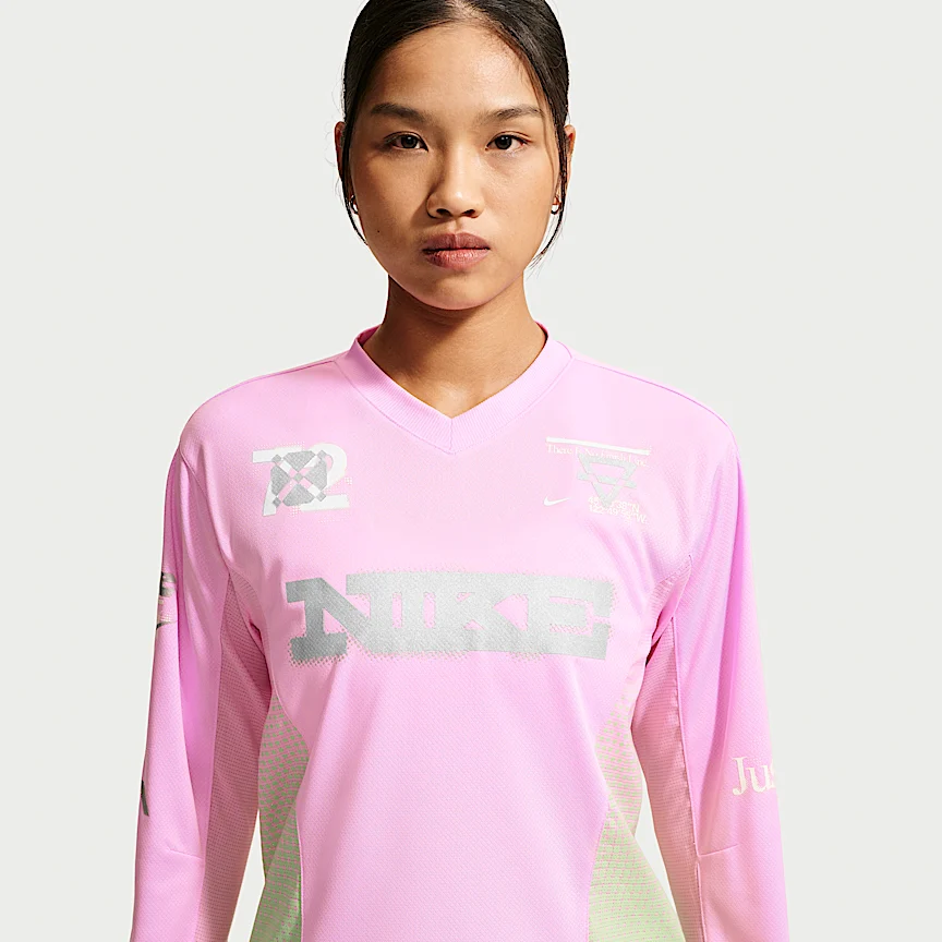 NIKE スウィフト — ウィメンズ ロングスリーブ ランニングトップ