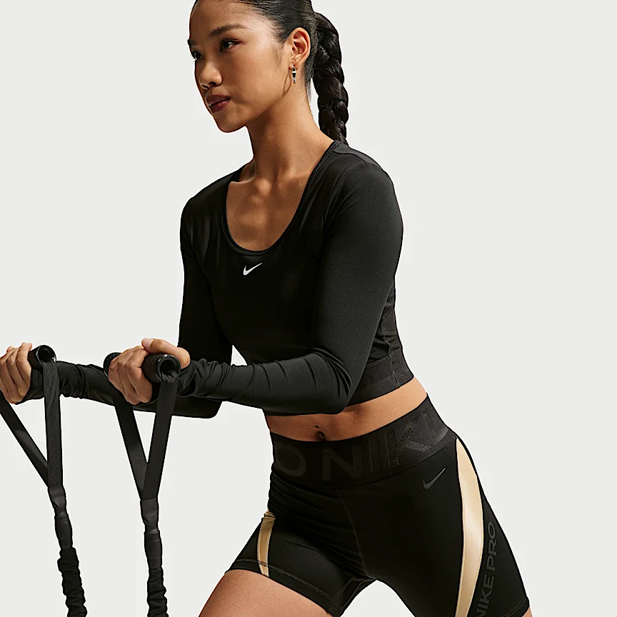 NIKE プロ スカルプト "Keely Hodgkinson" — ウィメンズ Dri-FIT ハイウエスト 13cm バイカーショートパンツ - Image 4