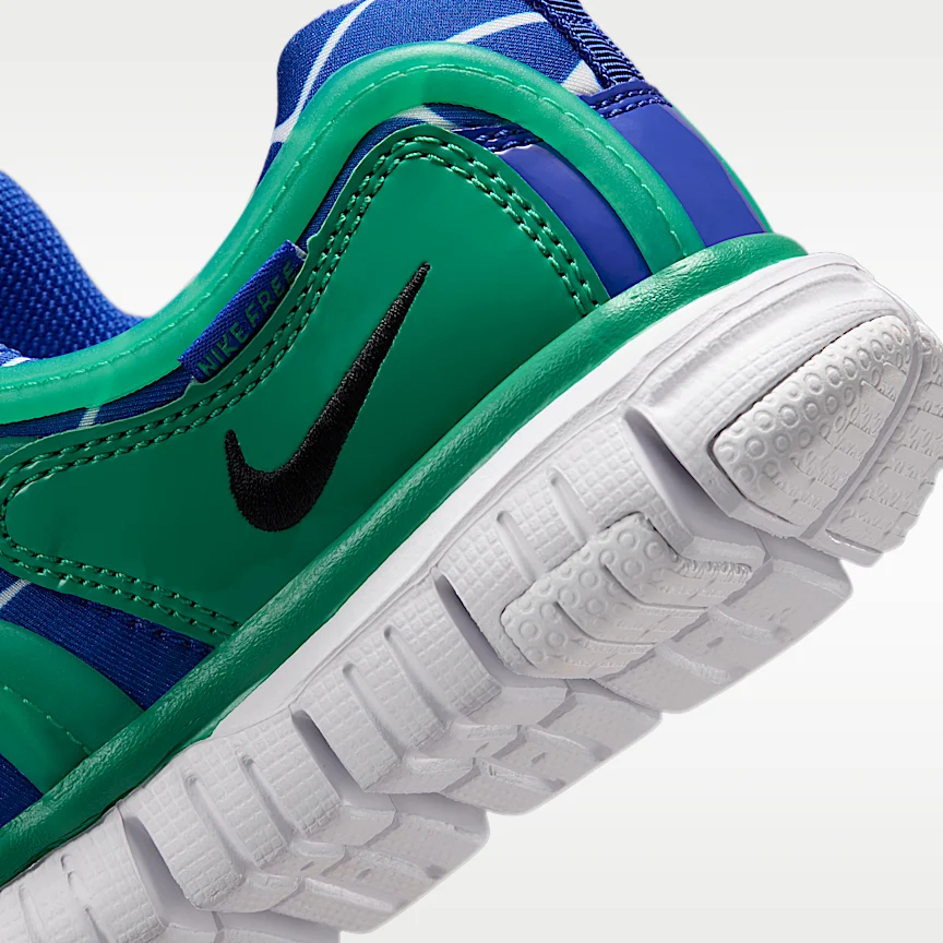 NIKE ダイナモ フリー — リトルキッズシューズ - Image 8