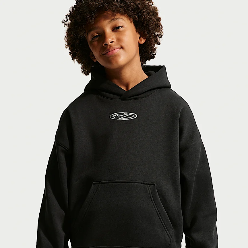 NIKE Sportswear Club Fleece — Big Kids' Oversized Hoodie - Image 3