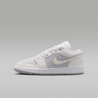 NIKE Air Jordan 1 Low SE — Big Kids' Shoes