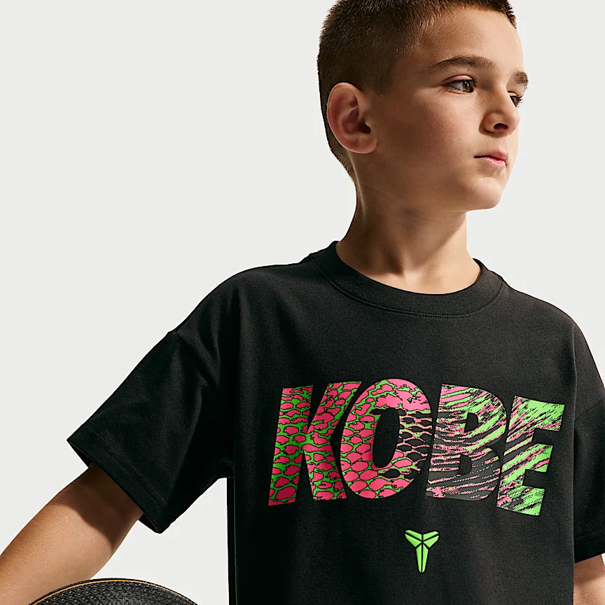 NIKE コービー マンバキュリアル — ジュニア Dri-FIT バスケットボール Tシャツ - Image 3