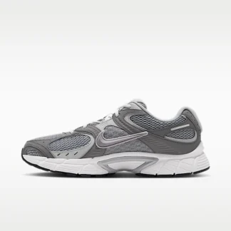 NIKE V5 RNR — メンズシューズ