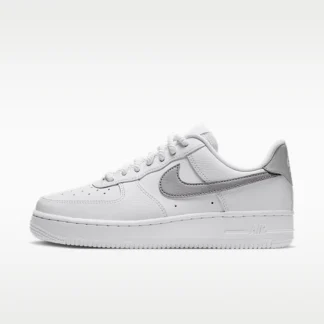 NIKE エア フォース 1 '07 — ウィメンズシューズ