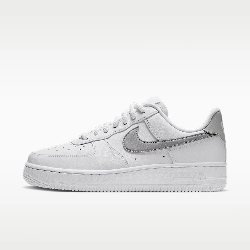 NIKE エア フォース 1 '07 — ウィメンズシューズ