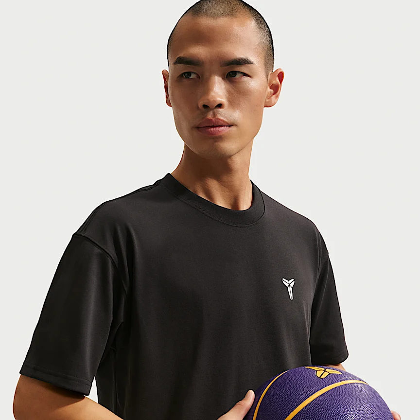 NIKE コービー — メンズ ナイキ Dri-FIT バスケットボール Tシャツ - Image 3