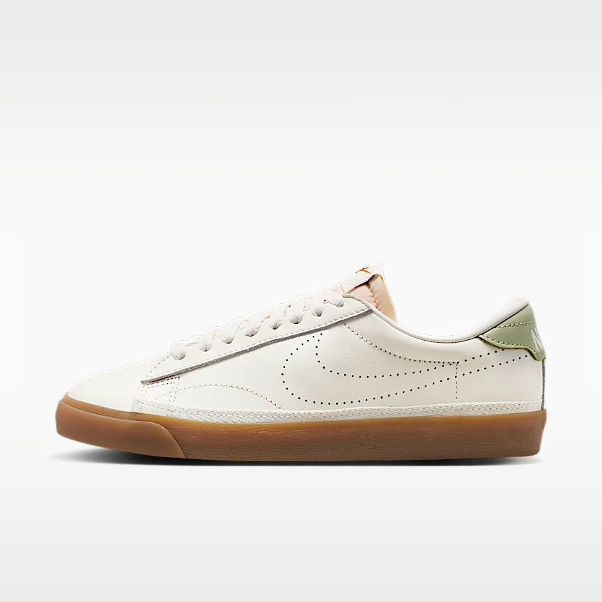 NIKE テニス クラシック — ウィメンズシューズ