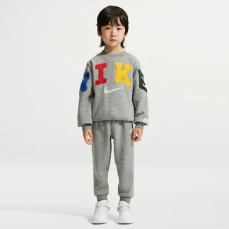 NIKE  — ベビー フリース クルー アンド ジョガーパンツ セットアップ
