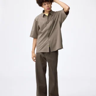 GU ツイルワイドストレートパンツ