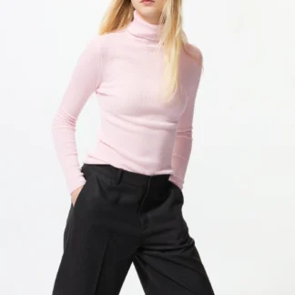 UNIQLO メリノリブタートルネックセーター