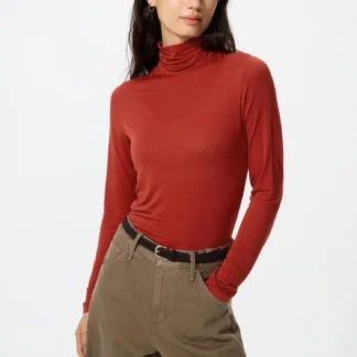 UNIQLO ヒートテックウルトラライトタートルネックT
