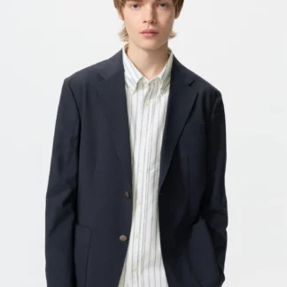 UNIQLO 感動ブレザー
