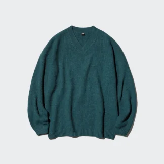 UNIQLO 3DスフレヤーンVネックセーター