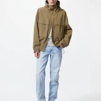UNIQLO スリムストレートジーンズ/丈長め