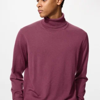 UNIQLO メリノタートルネックセーター