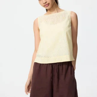 UNIQLO エンブロイダリーブラウス/ノースリーブ