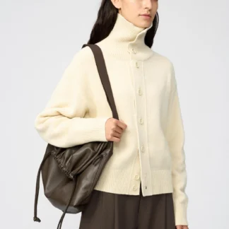 UNIQLO ラムスタンドカラーカーディガン