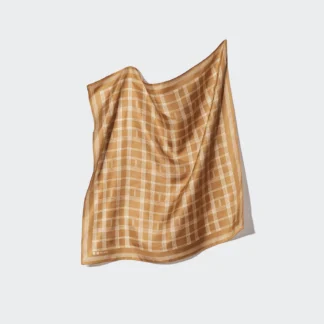 UNIQLO シルクプリントスカーフ