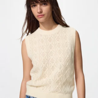 UNIQLO カシミヤポインテールベスト