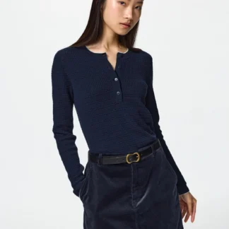 UNIQLO メリノブレンドヘンリーネックセーター