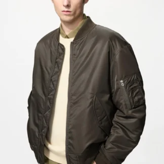UNIQLO MA－1ブルゾン