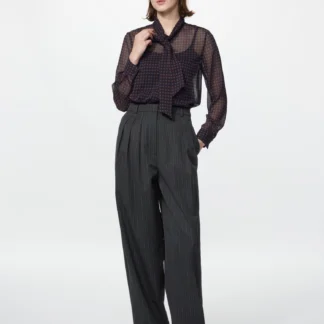 UNIQLO ウールワイドテーパードパンツ/丈長め
