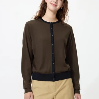 UNIQLO メリノクルーネックカーディガン
