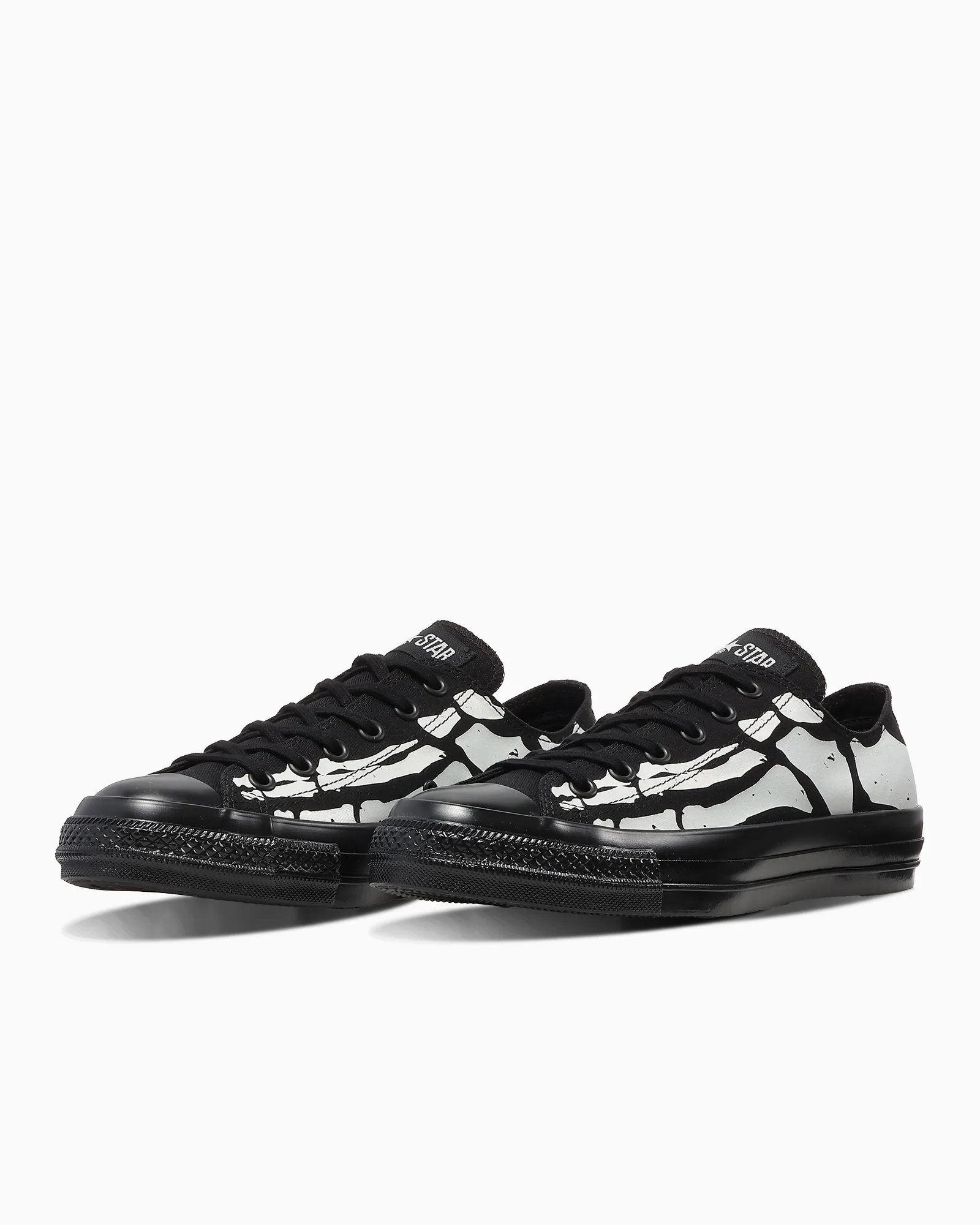 Converse Бүх оддын настай ясны хээний үхэ? - Image 2